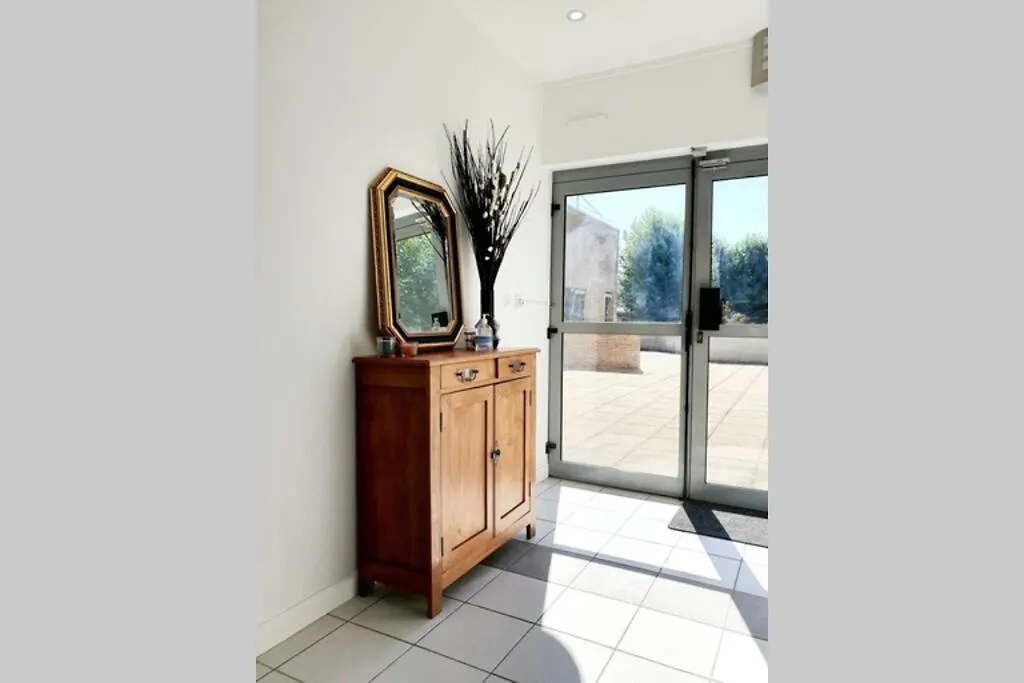 Logement Lumineux Tout Confort 35M2 - Centre De Vannes Apartment 0*,