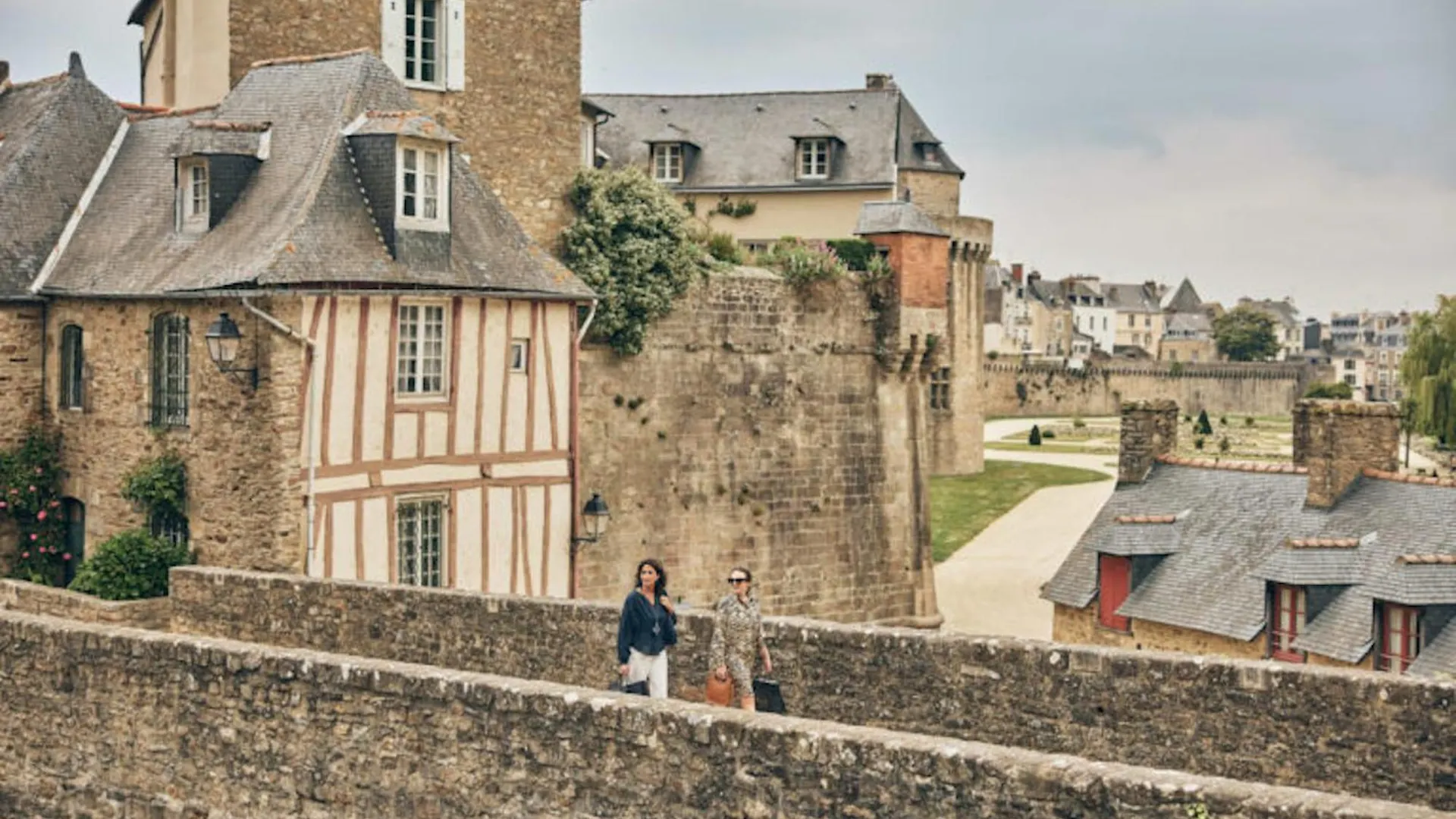 Logement Lumineux Tout Confort 35M2 - Centre De Vannes Apartment 0*,  France